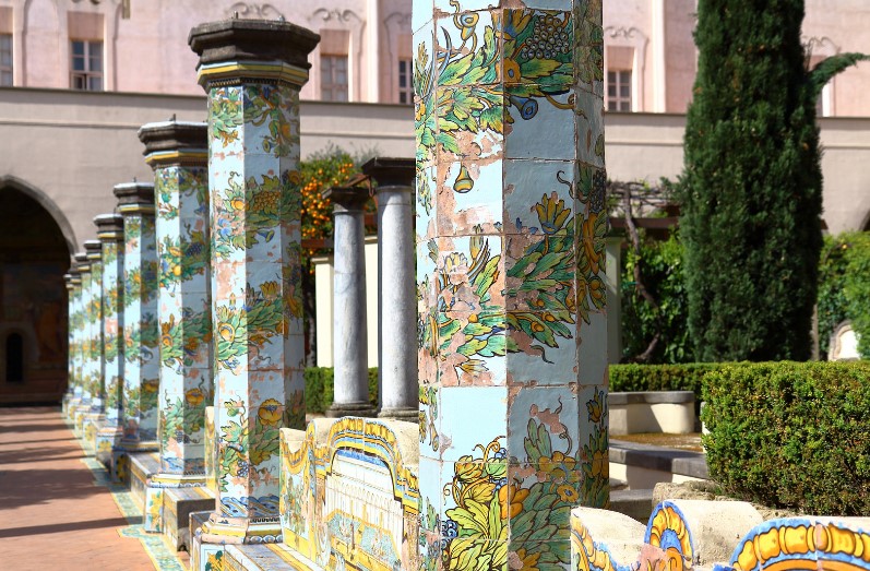 Napoli Gezilecek Yerler Santa Chiara
